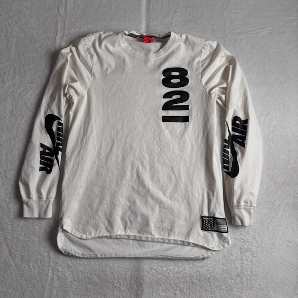 Nike Air 82 Pivot V3 Tee Shirt Men's Medium White Modern Legend Long Sleeve * - Picture 1 of 9